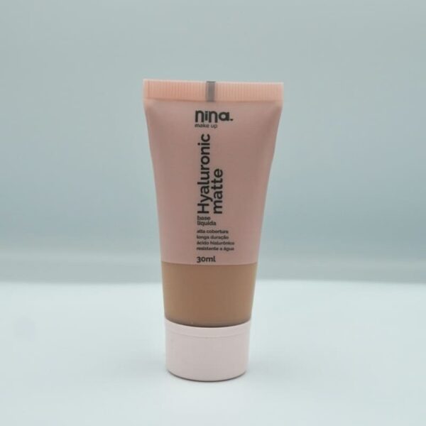 Base Liquida Hyalironic Matte Nina. Make Up